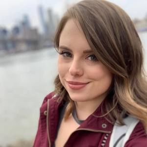 Meet your Posher, Carolina